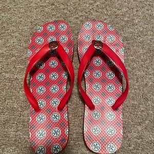 Tory Burch flip flops in size 10